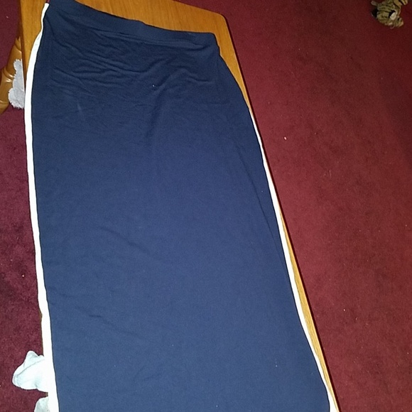 Loft maxi skirt - Picture 1 of 5